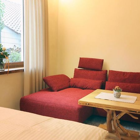 Gaestehaus Alte Glaserei Нойштадт-ан-дер-Вайнштрасе Экстерьер фото