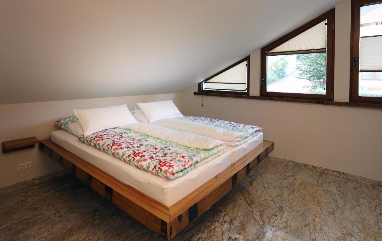 Gaestehaus Alte Glaserei Нойштадт-ан-дер-Вайнштрасе Экстерьер фото