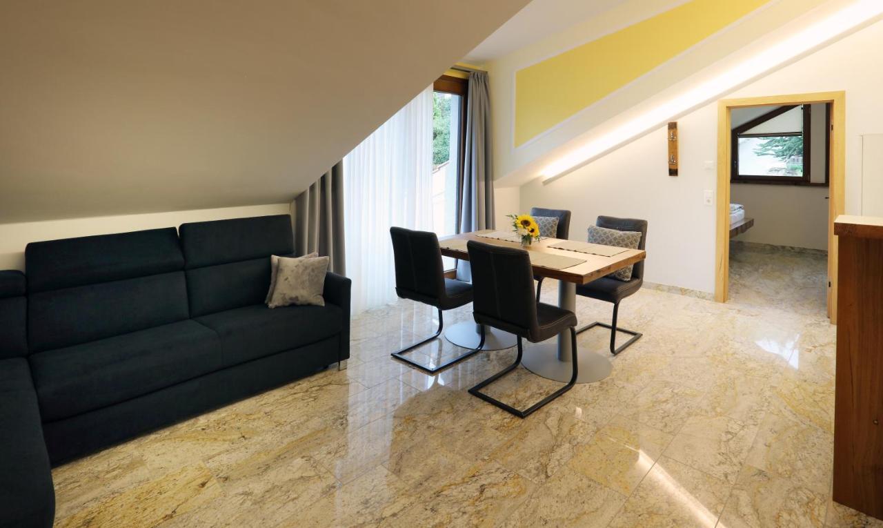 Gaestehaus Alte Glaserei Нойштадт-ан-дер-Вайнштрасе Экстерьер фото