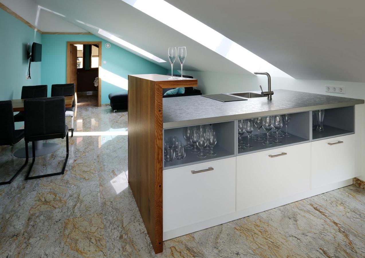 Gaestehaus Alte Glaserei Нойштадт-ан-дер-Вайнштрасе Экстерьер фото